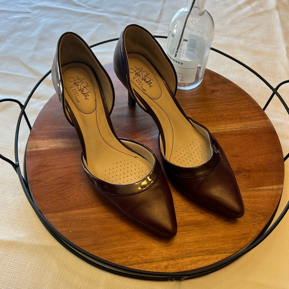 Life Stride, swan/Saldana, pump, burgundy, size 11